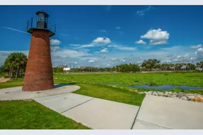 2092 Cross Prairie Parkway, Kissimmee, FL 34744 - Photo 41
