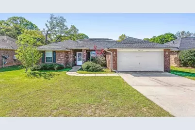 6432 Sarasota St, Pensacola, FL 32526 - Photo 1