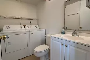 5277 Coral Ct, Orlando, FL 32811 - Photo 21