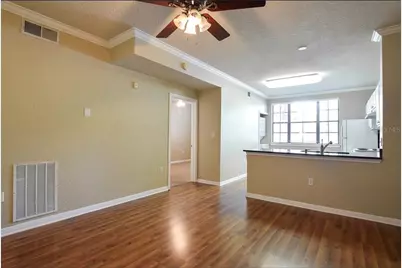 911 N Orange Avenue #112, Orlando, FL 32801 - Photo 11