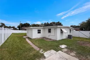 119 Lantern Ln, Winter Haven, FL 33884 - Photo 17