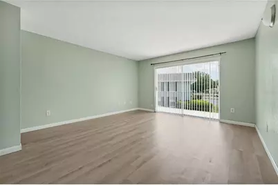 915 W Oak Ridge Road #B, Orlando, FL 32809 - Photo 7