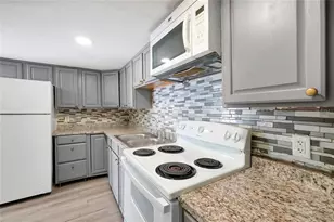 915 W Oak Ridge Rd, Orlando, FL 32809 - Photo 11