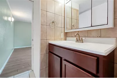 915 W Oak Ridge Road #B, Orlando, FL 32809 - Photo 17