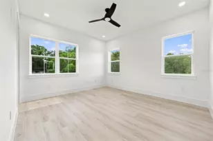 731 42nd St, Sarasota, FL 34234 - Photo 23