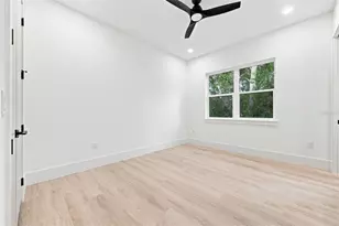 731 42nd St, Sarasota, FL 34234 - Photo 25