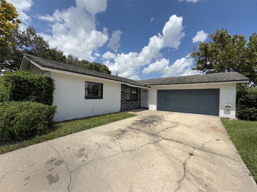 996 Grayson Dr - 996 Grayson Dr, Orlando, FL 32825 Luxury Property | Jose Angel Pina
