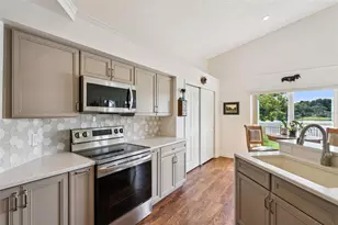 1927 Magies Ct, Oviedo, FL 32766 - Photo 21
