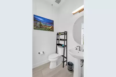 2402 Addalia Alley, Orlando, FL 32804 - Photo 31