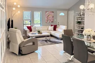 529 San Sebastian Prado, Altamonte Springs, FL 32714 - Photo 3