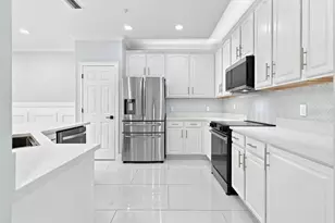 7149 Regina Way, Orlando, FL 32819 - Photo 9