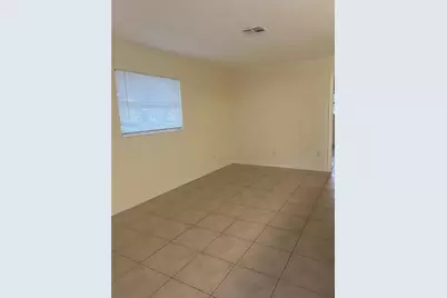 500 75th Avenue N #10, Saint Petersburg, FL 33702 - Photo 7
