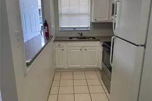 500 75th Ave N, Saint Petersburg, FL 33702 - Photo 5
