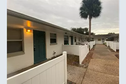 500 75th Avenue N #10, Saint Petersburg, FL 33702 - Photo 3