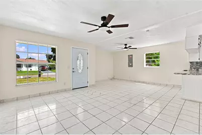 1719 Julian Ln Drive, Tampa, FL 33619 - Photo 7
