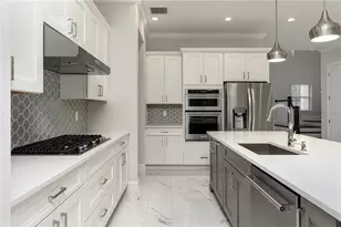 10152 Royal Island Ct, Orlando, FL 32836 - Photo 7