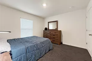 822 Will Scarlett Ave, Ruskin, FL 33570 - Photo 15