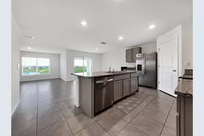 822 Will Scarlett Avenue, Ruskin, FL 33570 - Photo 9