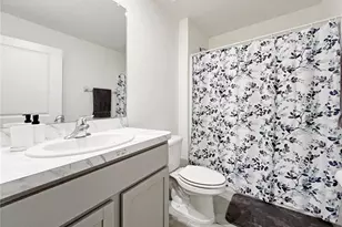 822 Will Scarlett Ave, Ruskin, FL 33570 - Photo 25