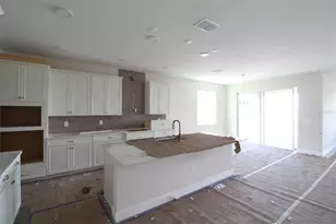 5400 Lassen St, Saint Cloud, FL 34771 - Photo 3