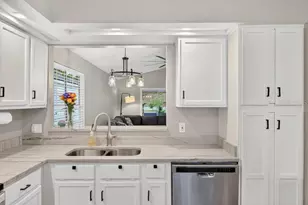 105 Newport Square, Sanford, FL 32771 - Photo 7