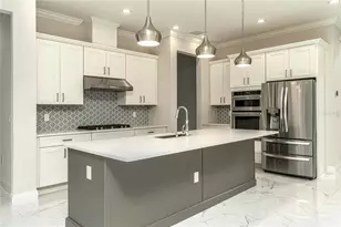 10152 Royal Island Ct, Orlando, FL 32836 - Photo 5