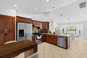 148 Valentino Ct, Davenport, FL 33837 - Photo 5