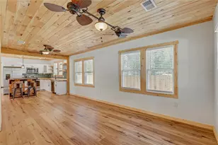 126 W North St, Tampa, FL 33604 - Photo 11