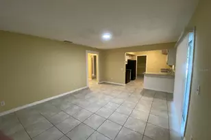 3509 Lori Ln N, Lakeland, FL 33801 - Photo 5
