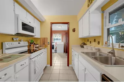11031 W Beach Parkway, Lake Wales, FL 33898 - Photo 15