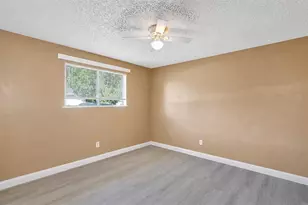 5879 NW 1st St, Ocala, FL 34482 - Photo 15