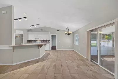706 Highland Crest Loop, Lake Wales, FL 33853 - Photo 9