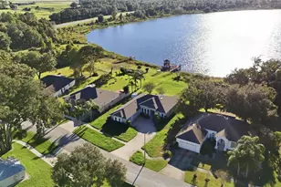 3804 Bayshore Cir, Tavares, FL 32778 - Photo 43