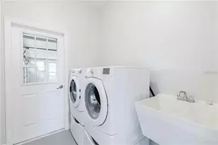 3804 Bayshore Cir, Tavares, FL 32778 - Photo 15