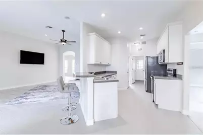 3804 Bayshore Circle, Tavares, FL 32778 - Photo 7