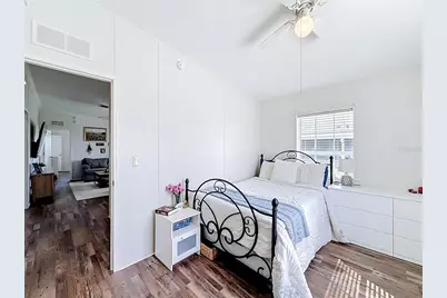 25110 Alamanda Dr, Astatula, FL 34705 - Photo 21