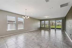 310 Brunswick Dr, Davenport, FL 33837 - Photo 17