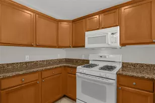 1323 Seven Eagles Ct, Reunion, FL 34747 - Photo 9