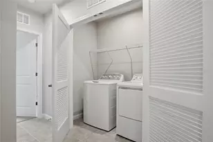 724 Cantaberry Dr, Dundee, FL 33838 - Photo 25