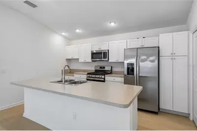 7548 Kuenher Court, The Villages, FL 34762 - Photo 11