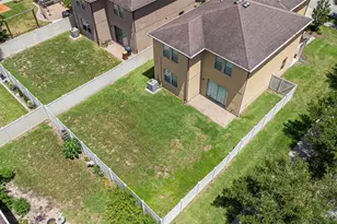6327 Yellow Buckeye Dr, Riverview, FL 33578 - Photo 5