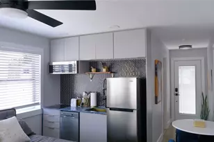 137 N Hollywood Ave, Daytona Beach, FL 32118 - Photo 5
