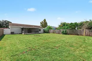 1019 Axlewood Cir, Brandon, FL 33511 - Photo 15