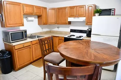 1094 Calanda Avenue, Orlando, FL 32807 - Photo 13