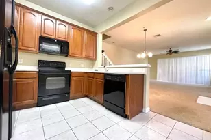 3602 Shallot Dr, Orlando, FL 32835 - Photo 9