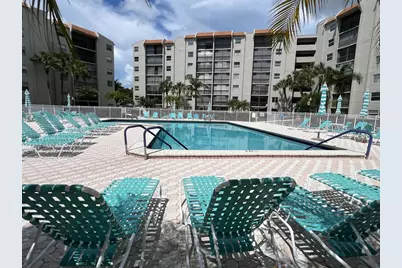 3910 Inverrary Boulevard #B301, Lauderhill, FL 33319 - Photo 11