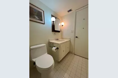 3910 Inverrary Boulevard #B301, Lauderhill, FL 33319 - Photo 7