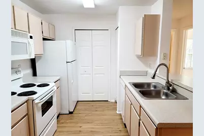 5475 Vineland Road #206, Orlando, FL 32835 - Photo 9