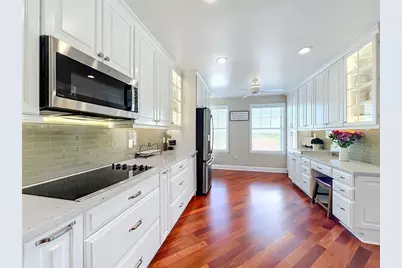 2305 Edgewater Drive #1610, Orlando, FL 32804 - Photo 11