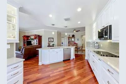 2305 Edgewater Drive #1610, Orlando, FL 32804 - Photo 15